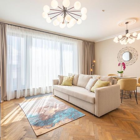 Easyrooms Dzirnavu Riga Exterior foto
