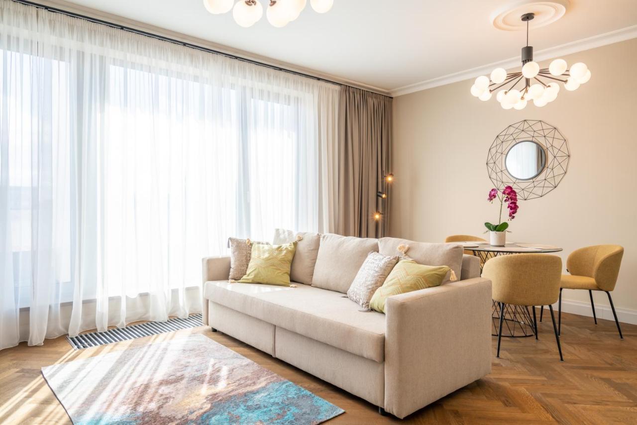 Easyrooms Dzirnavu Riga Exterior foto