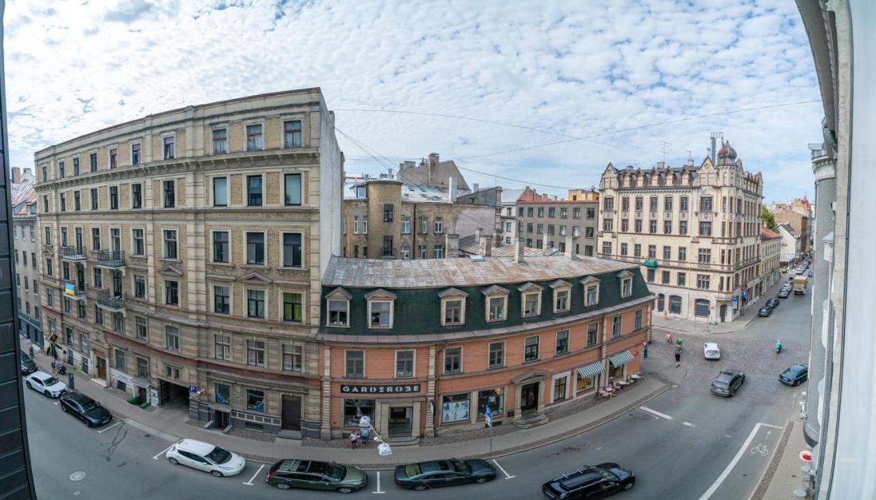 Easyrooms Dzirnavu Riga Exterior foto